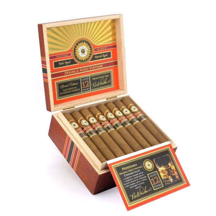 佩尔多莫 双陈年佳酿 12 年 康涅狄格州 特级戈多 雪茄, Perdomo Double Aged 12 Year Vintage Connecticut Gordo Extra cigar, 佩尔多莫双陈年雪茄, Perdomo 12年陈年雪茄, 双陈年佳酿雪茄