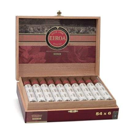 C.L.E. 埃罗亚 托罗 雪茄, C.L.E. Eiroa Toro cigar, C.L.E. Eiroa Toro, C.L.E. 埃罗亚雪茄, 埃罗亚托罗雪茄