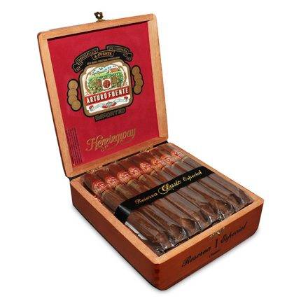 阿图罗·富恩特 海明威经典 雪茄, Arturo Fuente Hemingway Classic cigar, 富恩特海明威雪茄, Arturo Fuente Hemingway, 海明威经典雪茄