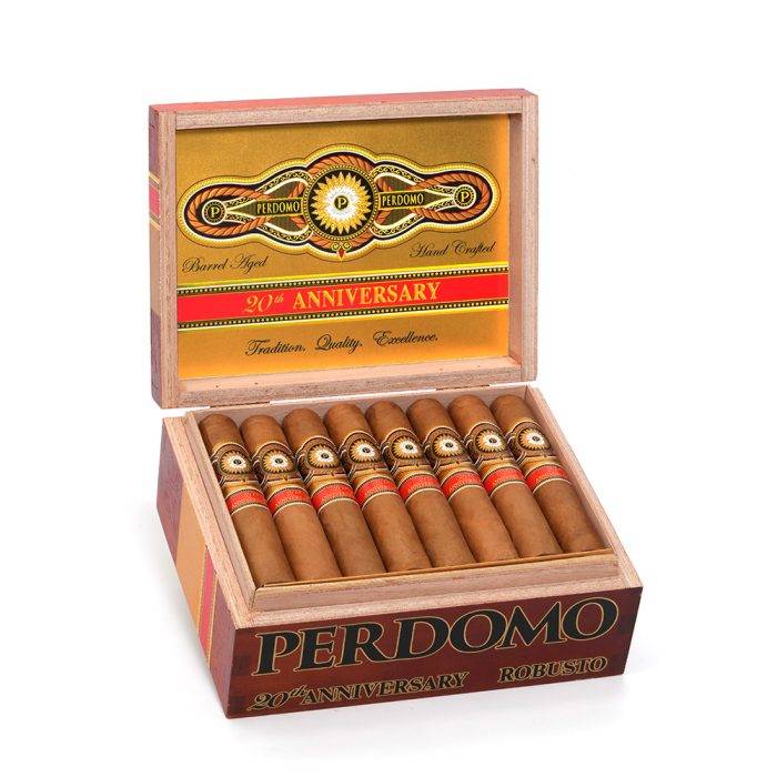 1_cghp0we5i13.jpg 佩尔多莫 20周年康涅狄格州罗伯图 雪茄, Perdomo 20th Anniversary Connecticut Robusto cigar, 佩尔多莫 20周年雪茄, Perdomo Connecticut Robusto, 佩尔多莫康涅狄格雪茄