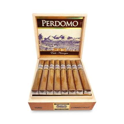 佩尔多莫 地段23 康涅狄格州托罗 雪茄, Perdomo Lot 23 Connecticut Toro cigar, 地段23雪茄, 佩尔多莫托罗雪茄, Perdomo Lot 23 cigar