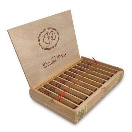 多米尼加之花 气宗双按 雪茄, La Flor Dominicana Air Bender Double Press cigar, 气宗双按雪茄, Air Bender Double Press, 多米尼加之花雪茄