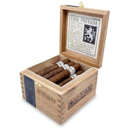 私人联盟9号小高朗拿<br>Liga Privada No.9 Petit Corona