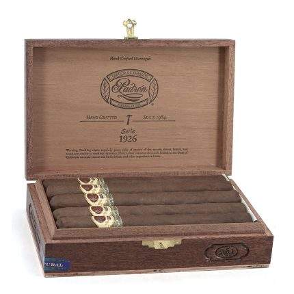 帕德龙 1926 系列 1号 天然 雪茄, Padrón 1926 Serie No. 1 Natural cigar, Padrón 1926 雪茄, 帕德龙 1926 系列雪茄, 尼加拉瓜陈年雪茄