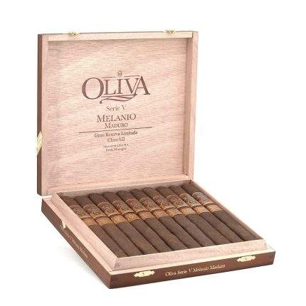 V系列 米拉尼奥 马杜罗 丘吉尔<br>Serie V Melanio Maduro Churchill