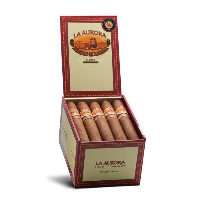 1_lfs5rmrhmcd.jpg 拉.奥罗拉 1987 康涅狄格州 托罗 雪茄, La Aurora 1987 Connecticut Toro cigar, 拉奥罗拉1987雪茄, La Aurora 1987 cigar, 康涅狄格托罗雪茄