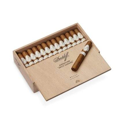 署名小高朗拿<br>Signature Petit Corona