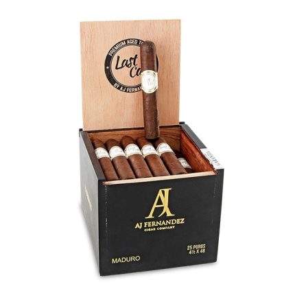 最后召唤马杜罗天才<br>Last Call Maduro Geniales