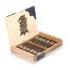 王冠之下 马杜罗 飞猪<br>Undercrown Maduro Flying Pig