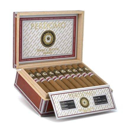 佩尔多莫 小批量系列康涅狄格州托罗特级 雪茄, Perdomo Small Batch Series Connecticut Toro Especial cigar, Perdomo Small Batch Connecticut Toro, 佩尔多莫小批量雪茄, Perdomo Connecticut cigar