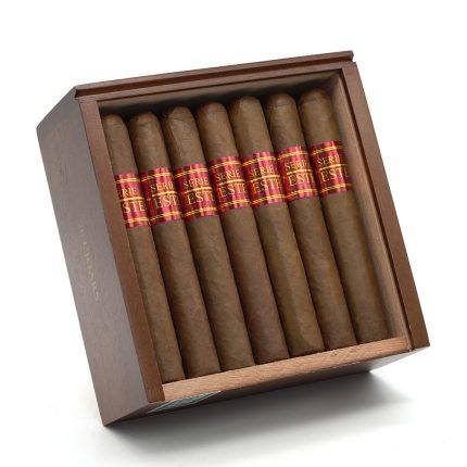 艾斯特利系列 导师<br>Serie Estelí Esplendido