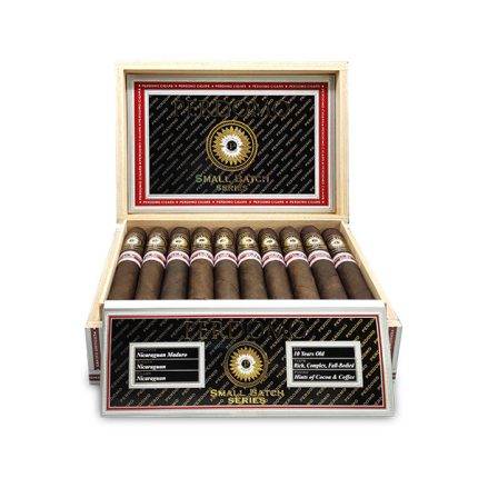 佩尔多莫 小批量系列马杜罗托罗特级 雪茄, Perdomo Small Batch Series Maduro Toro Especial cigar, 小批量马杜罗雪茄, 佩尔多莫马杜罗托罗, Perdomo Maduro Toro