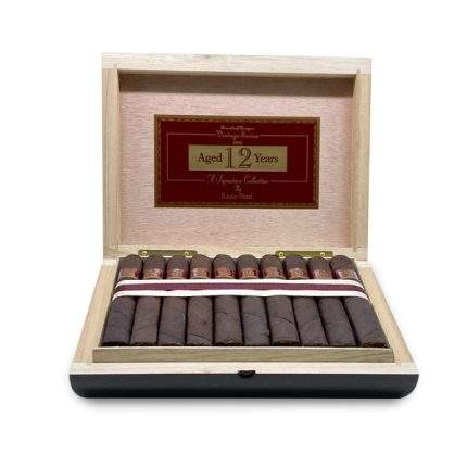 洛基·帕特尔 1990陈年系列罗伯图 雪茄, Rocky Patel Vintage 1990 Robusto cigar, 洛基帕特尔1990雪茄, 洛基帕特尔陈年系列, 洛基帕特尔罗伯图尺寸