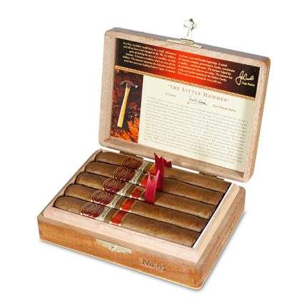帕德龙 家族珍藏85号 雪茄, Padrón Family Reserve No.85 cigar, 家族珍藏85号雪茄, 帕德龙家族珍藏, Padrón Family Reserve