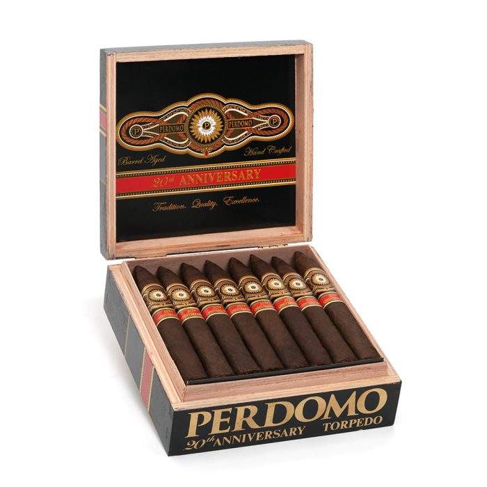 1_upkd20spvv4.jpg 佩尔多莫 20周年马杜罗鱼雷雪茄, Perdomo 20th Anniversary Maduro Torpedo cigar, Perdomo 20周年雪茄, 佩尔多莫马杜罗鱼雷, 20周年纪念雪茄