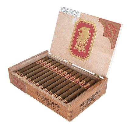 王冠之下日晒高朗拿<br>Undercrown Sun Grown Corona