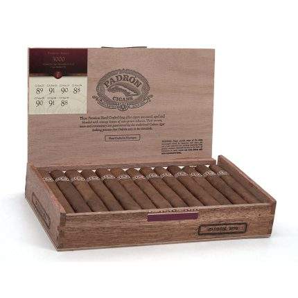 帕德龙 3000 雪茄, Padrón Series 3000 cigar, 帕德龙雪茄, Padrón 3000, 尼加拉瓜罗伯图雪茄
