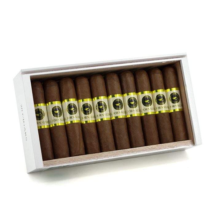 1_wgn4hrce0n4.jpg 卡萨尼加 劳动者 小托罗 雪茄, Casa Nicaragua El Jornalero Petit Toro cigar, 劳动者雪茄, El Jornalero cigar, 卡萨尼加劳动者系列