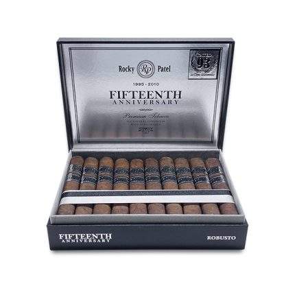 洛基·帕特尔 15周年纪念罗伯图 雪茄, Rocky Patel 15th Anniversary Robusto cigar, 洛基帕特尔15周年雪茄, 洛基帕特尔罗伯图雪茄, 洛基帕特尔纪念版雪茄