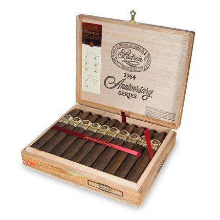 1964 周年鱼雷马杜罗<br>1964 Anniversary Torpedo Maduro