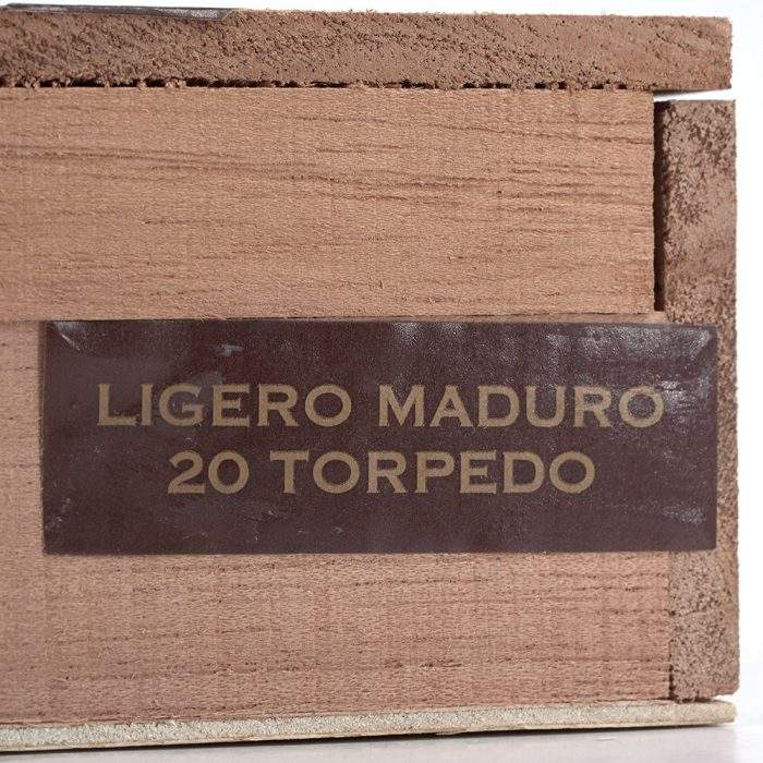 高叶 马杜罗 鱼雷<br>Ligero Maduro Torpedo - 图片 2