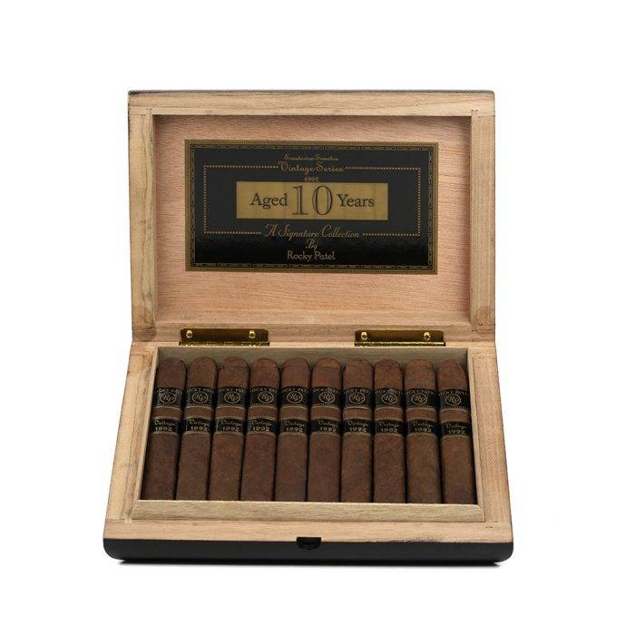 佳酿1992 小高朗拿<br>Vintage 1992 Petite Corona - 图片 2