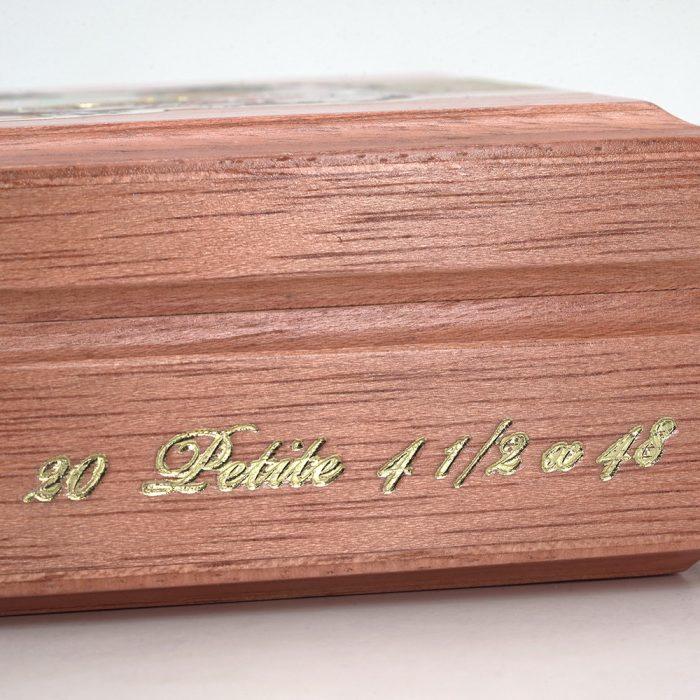 富足系列 盒压 小罗伯图<br>La Opulencia Box Pressed Petite - 图片 3