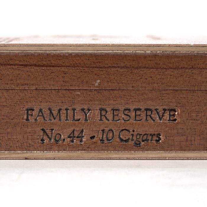 家族珍藏 44年 马杜罗<br>Family Reserve Serie 44 Years Maduro - 图片 8