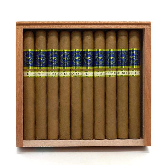 蔚蓝 丘吉尔<br>Azul Churchill - 图片 6